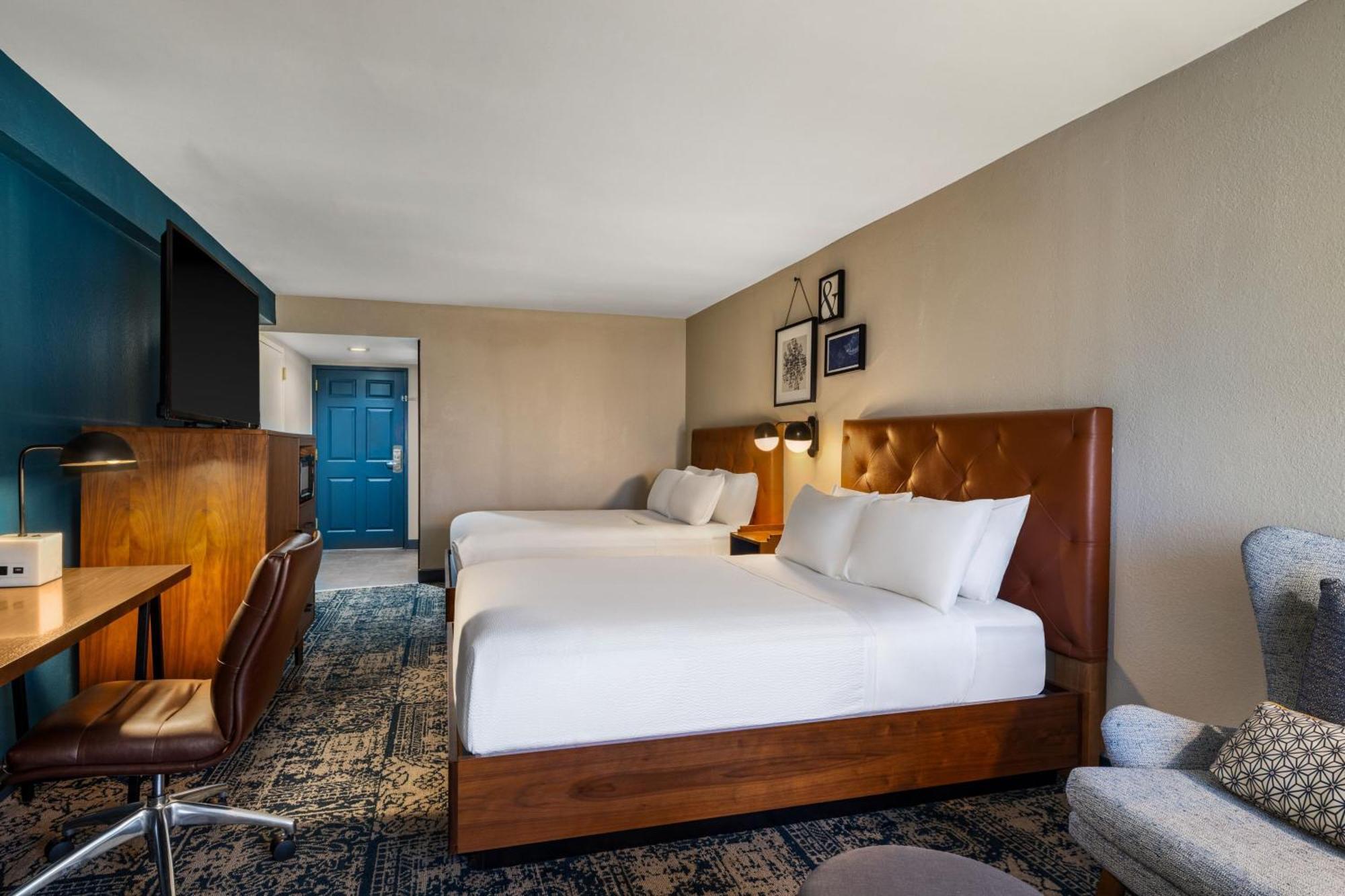 Four Points By Sheraton Greensboro Airport Exterior foto