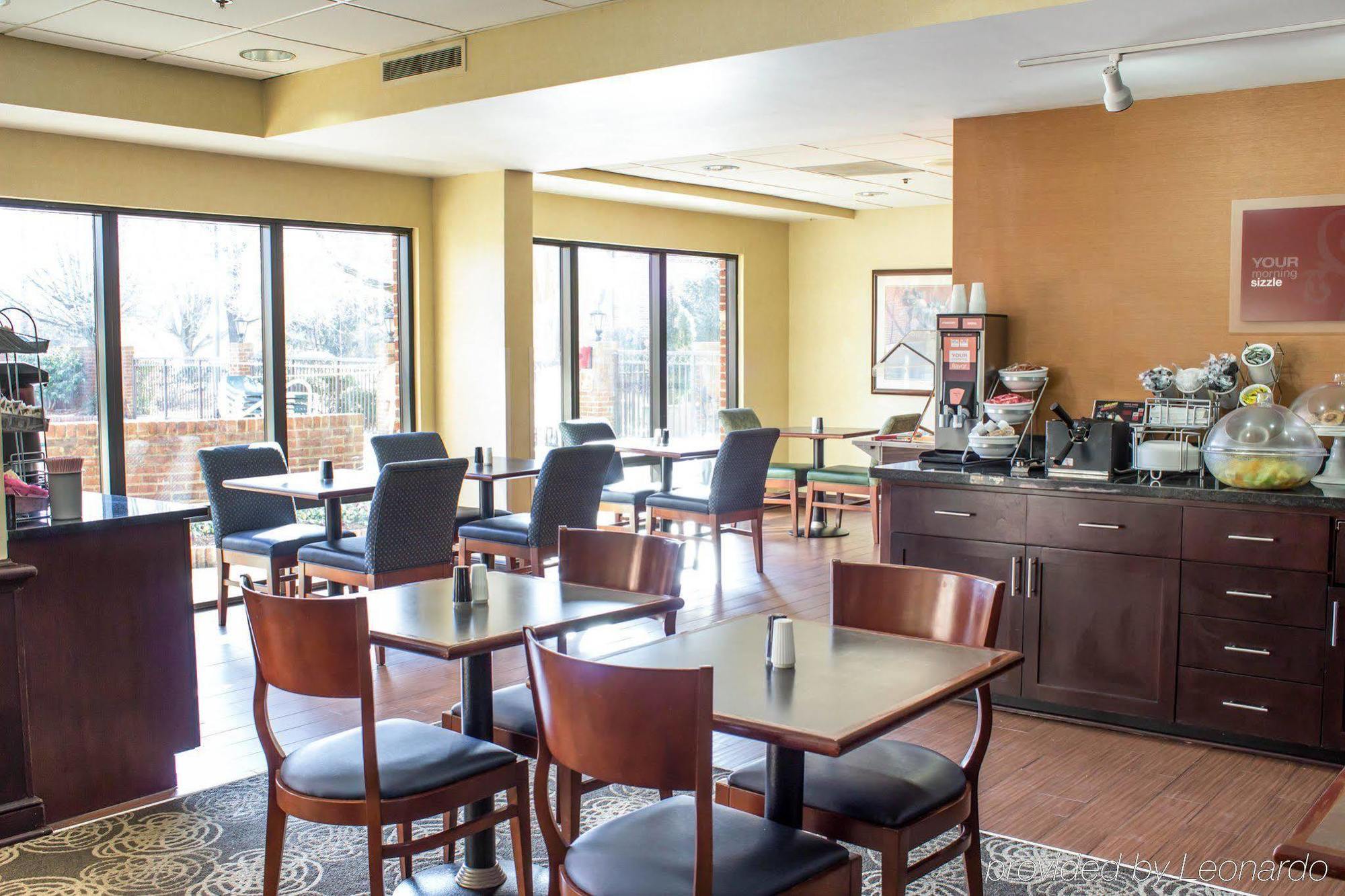 Four Points By Sheraton Greensboro Airport Exterior foto